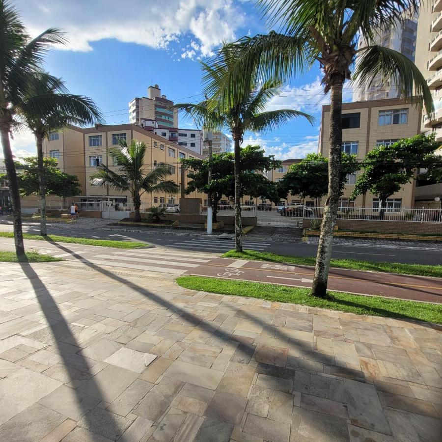 Kitnet Frente Pro Mar Em Vila Caicara, Portaria 24 Hs E Wifi ปรายากรันเด ภายนอก รูปภาพ
