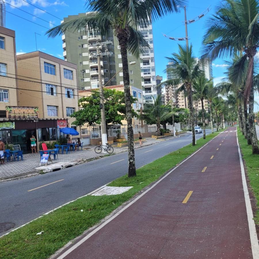 Kitnet Frente Pro Mar Em Vila Caicara, Portaria 24 Hs E Wifi ปรายากรันเด ภายนอก รูปภาพ